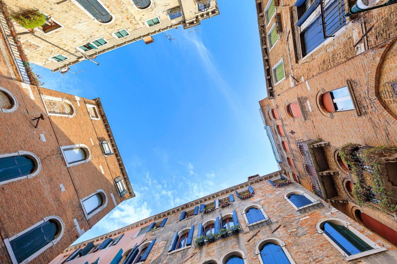 CANAL-FRESCO-Rialto Veneza Exterior foto
